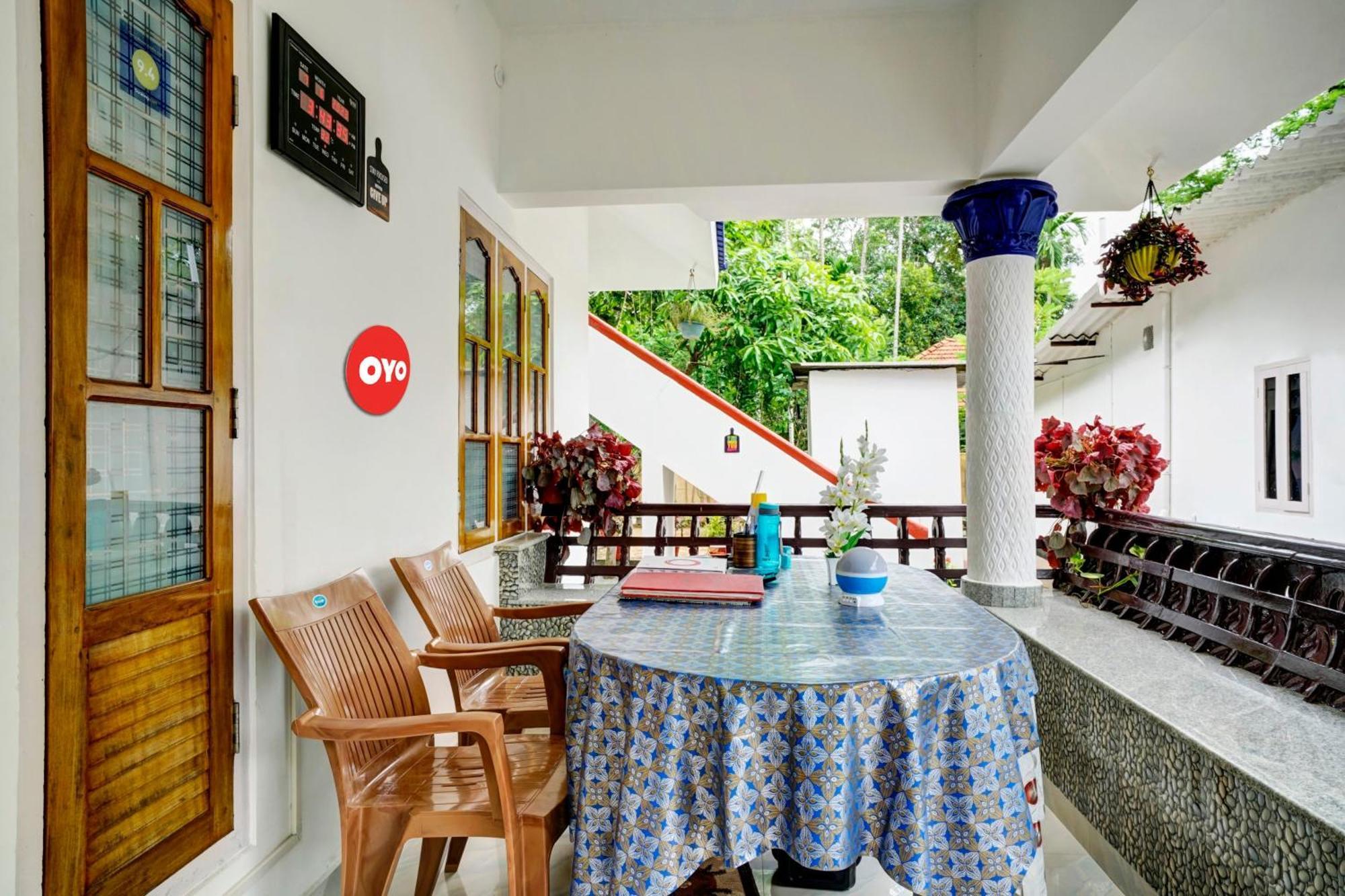 Oyo Flagship Meadow View Inn Thekkady Exteriör bild