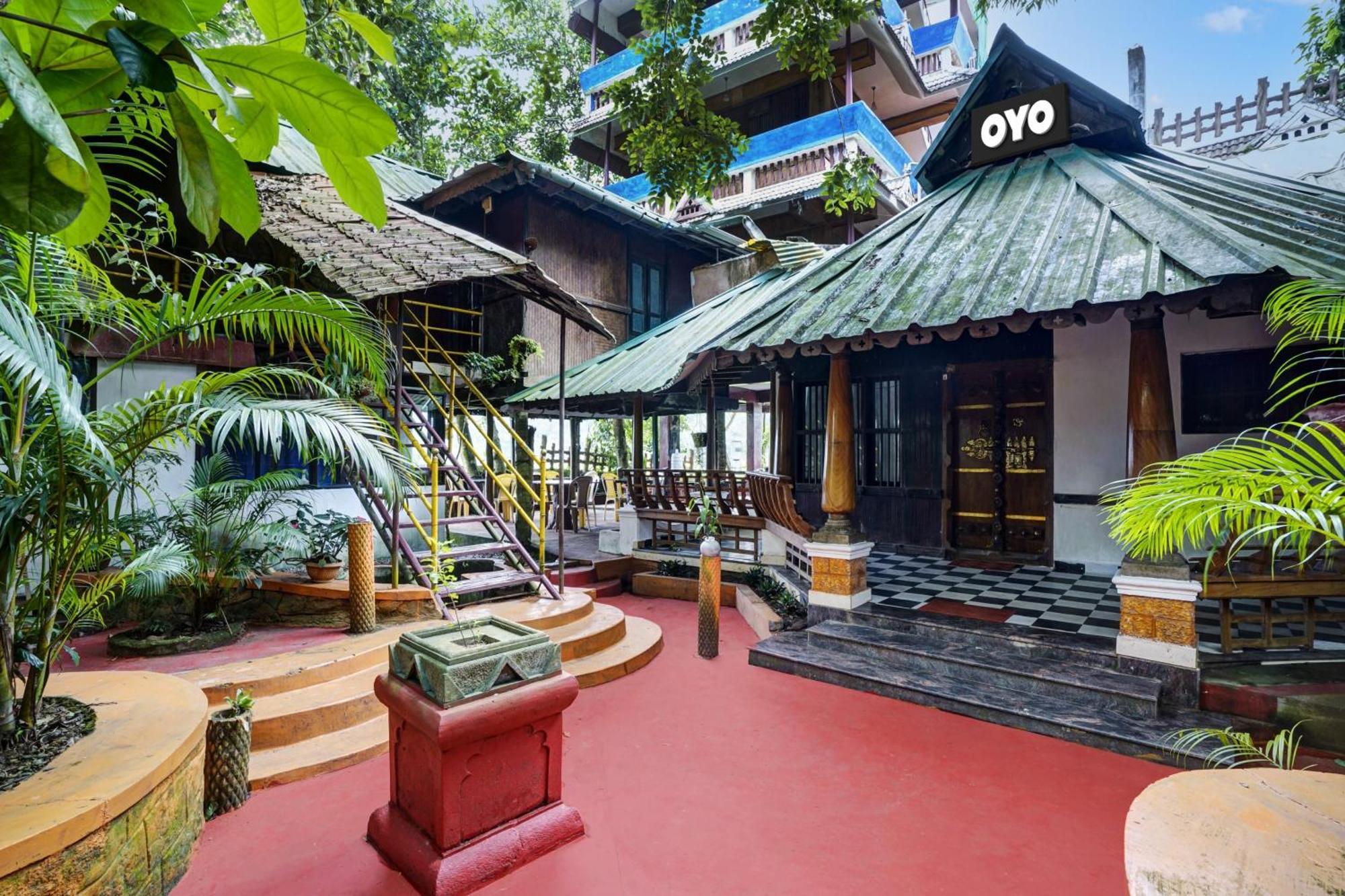 Oyo Flagship Meadow View Inn Thekkady Exteriör bild